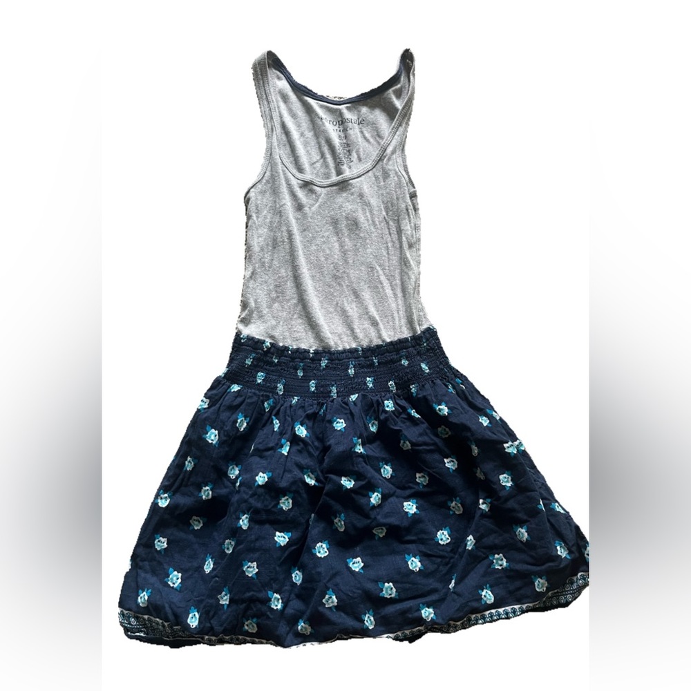 Aeropostale small dress shirt (stretch) Grey with blue flowers